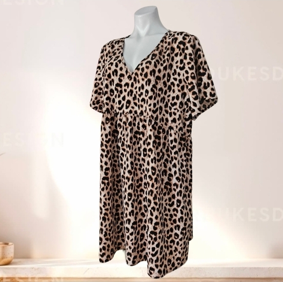 SHEIN Dresses & Skirts - Leopard Print V-Neck Dress 4XL